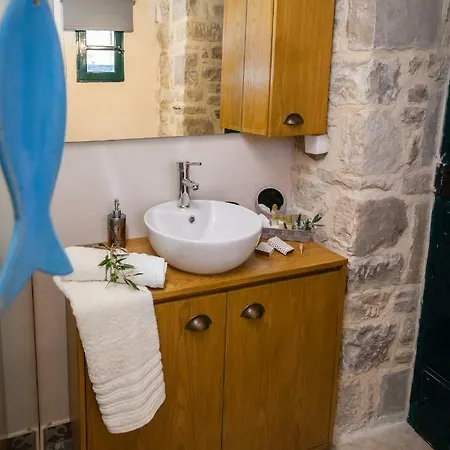 Aristidis'S Plouti Moires Guest House Exterior photo