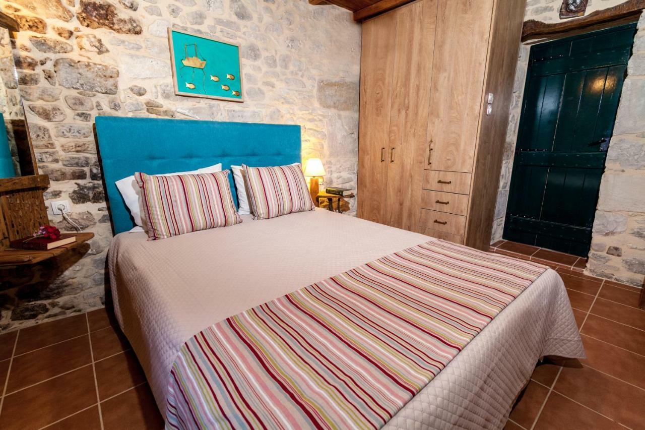 Country house Aristidis's Moires
