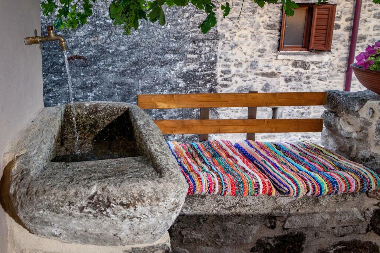 Aristidis's Moires Country house *